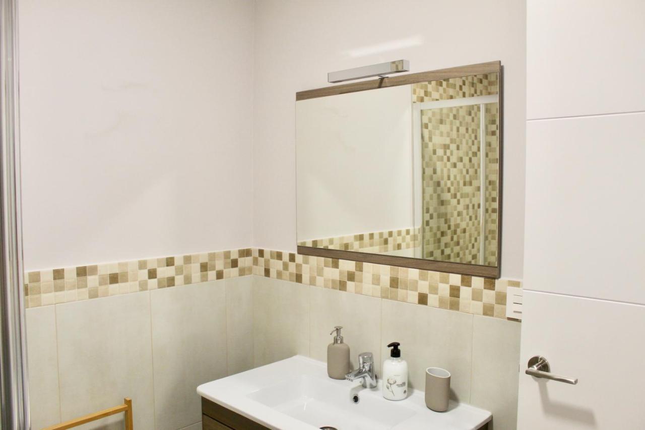 ア・コルーニャModerno Apartamento En El Centro De Corunaアパートメント エクステリア 写真