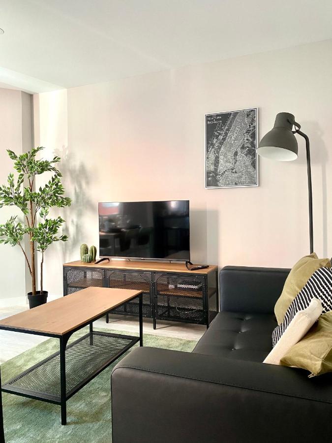 ア・コルーニャModerno Apartamento En El Centro De Corunaアパートメント エクステリア 写真